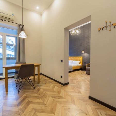 Idea Design Apart-Hotel Prorizna Kyiv Exterior foto