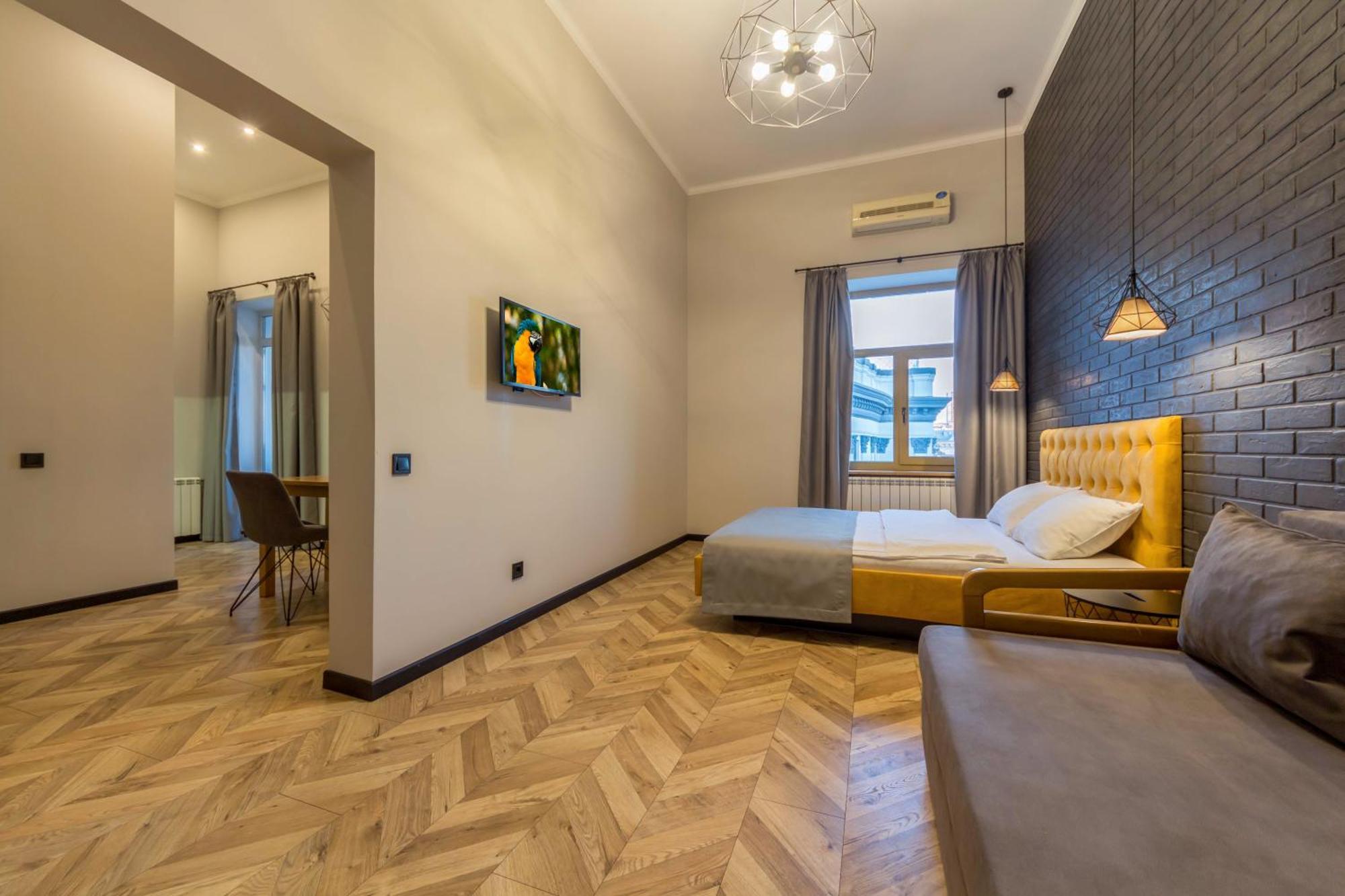 Idea Design Apart-Hotel Prorizna Kyiv Exterior foto