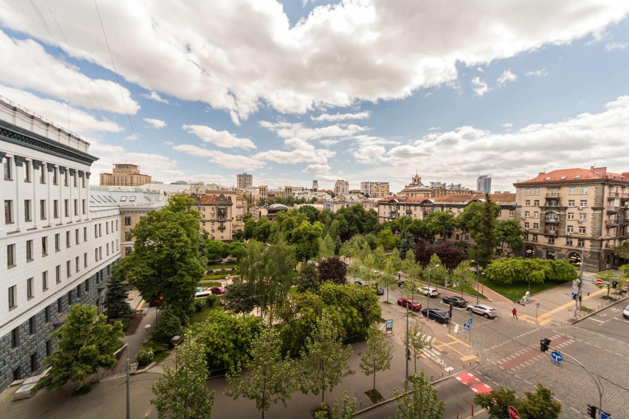Idea Design Apart-Hotel Prorizna Kyiv Exterior foto